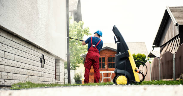 Best Residential Pressure Washing Services  in Montezuma, IA